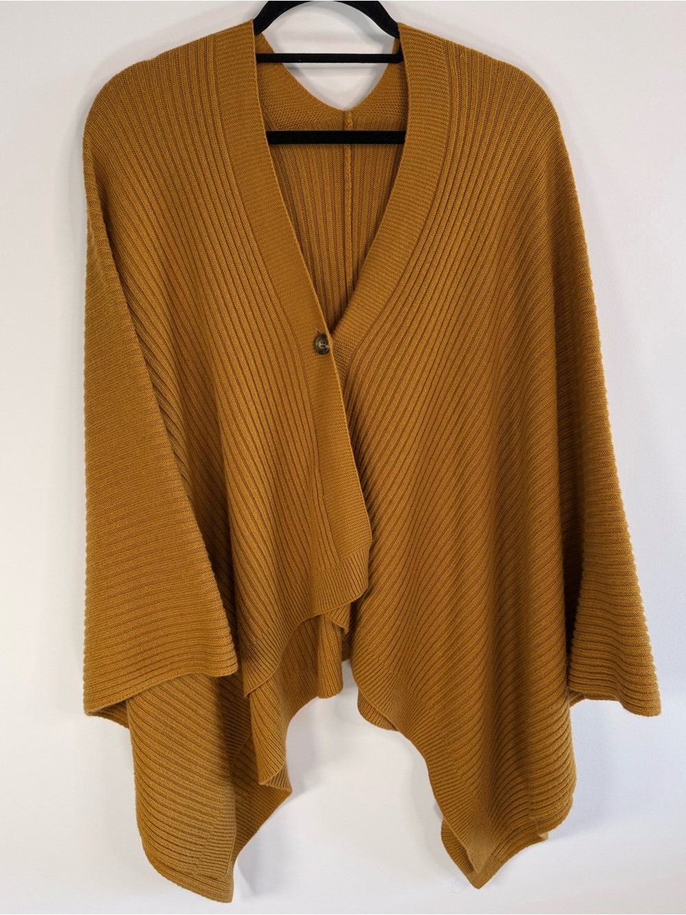 Uniqlo Poncho Sweater - One Size